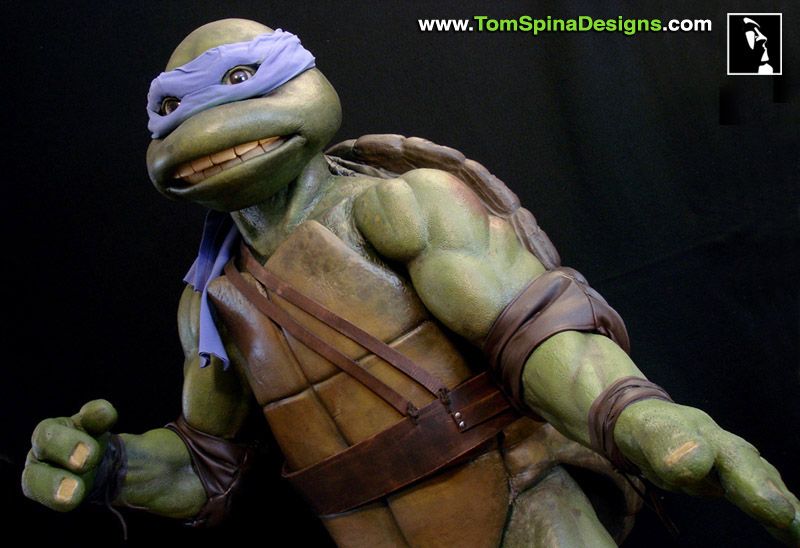 Teenage-Mutant-Ninja-Turtle-Movie-Costume-Restoration-Display-4_1.jpg