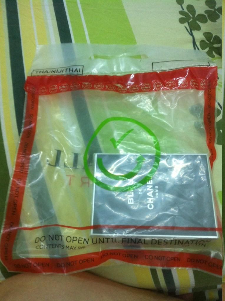 Galaxy tab S 8.4 fullbox mới 100% còn bh 12 tháng màu gold,giá tốt, có hình. - 1